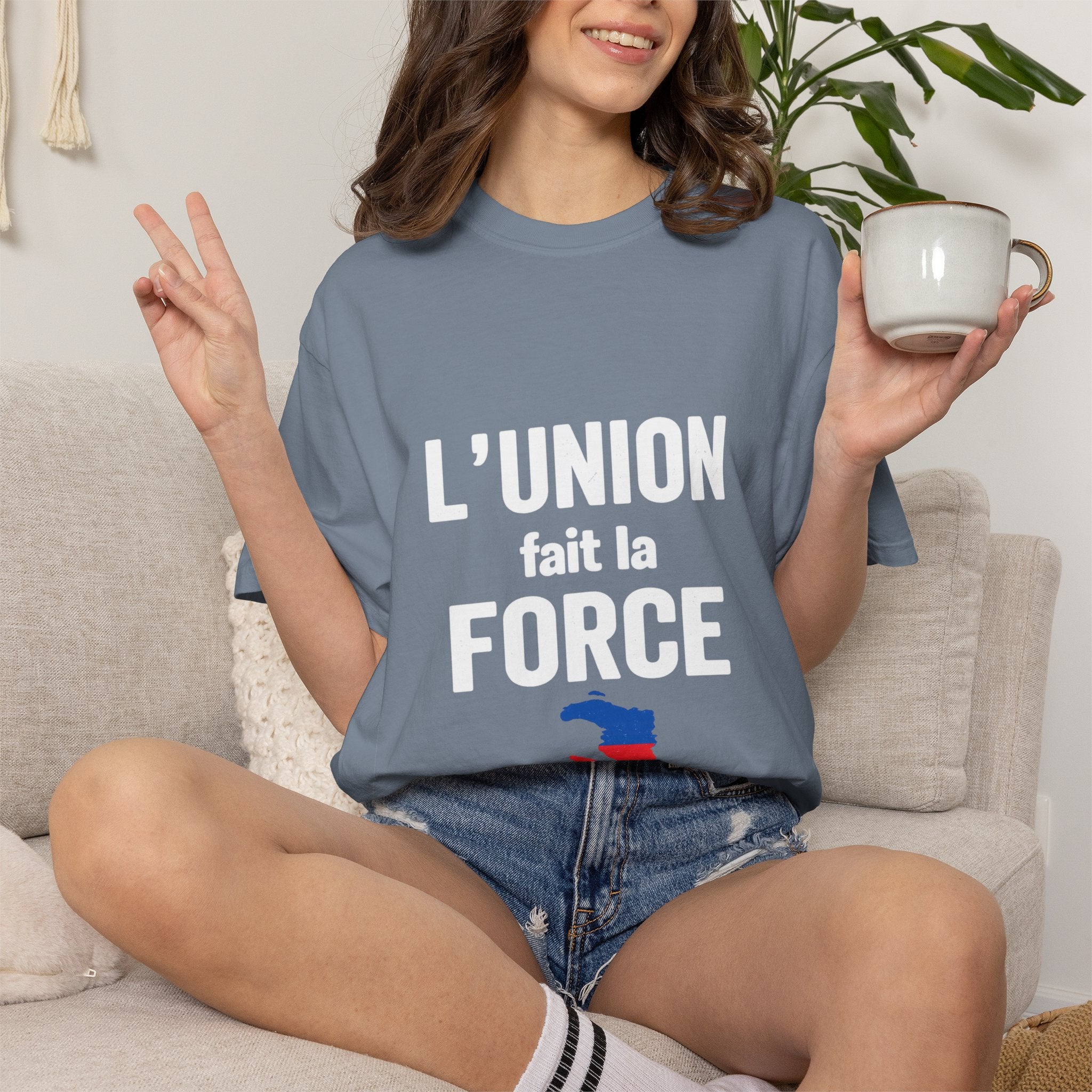 L'Union fait la force T-Shirt — Haitian Unity Graphic Tee
